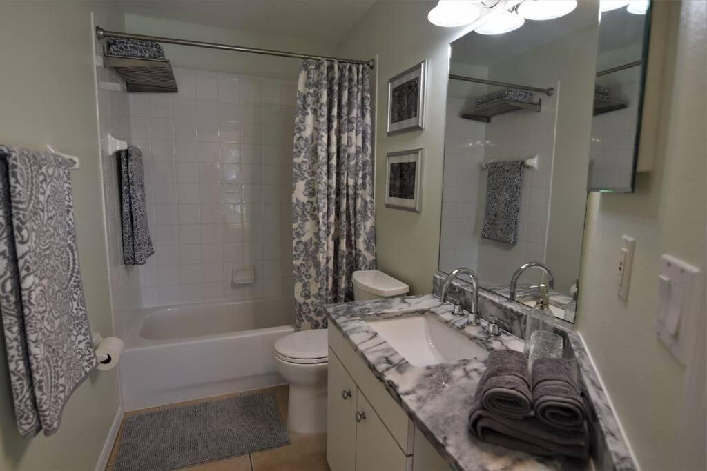 Florinda 3bdr/2bth 2car Garage With New Pool * Sarasota
